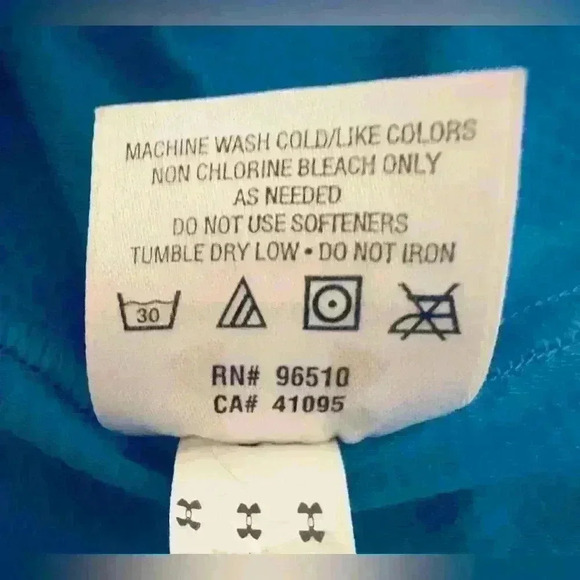 Under Armour HeatGear Racerback Athletic Tank Top Women’s Size Small, Royal Blue - Picture 8 of 8